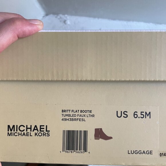 Michael Michael Kors Britt flat bootie, luggage color - Picture 5 of 5